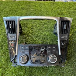 2011 Hyundai Sonata Navigation Radio Parts