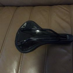 Specialized Bridge Comp Saddle 155
