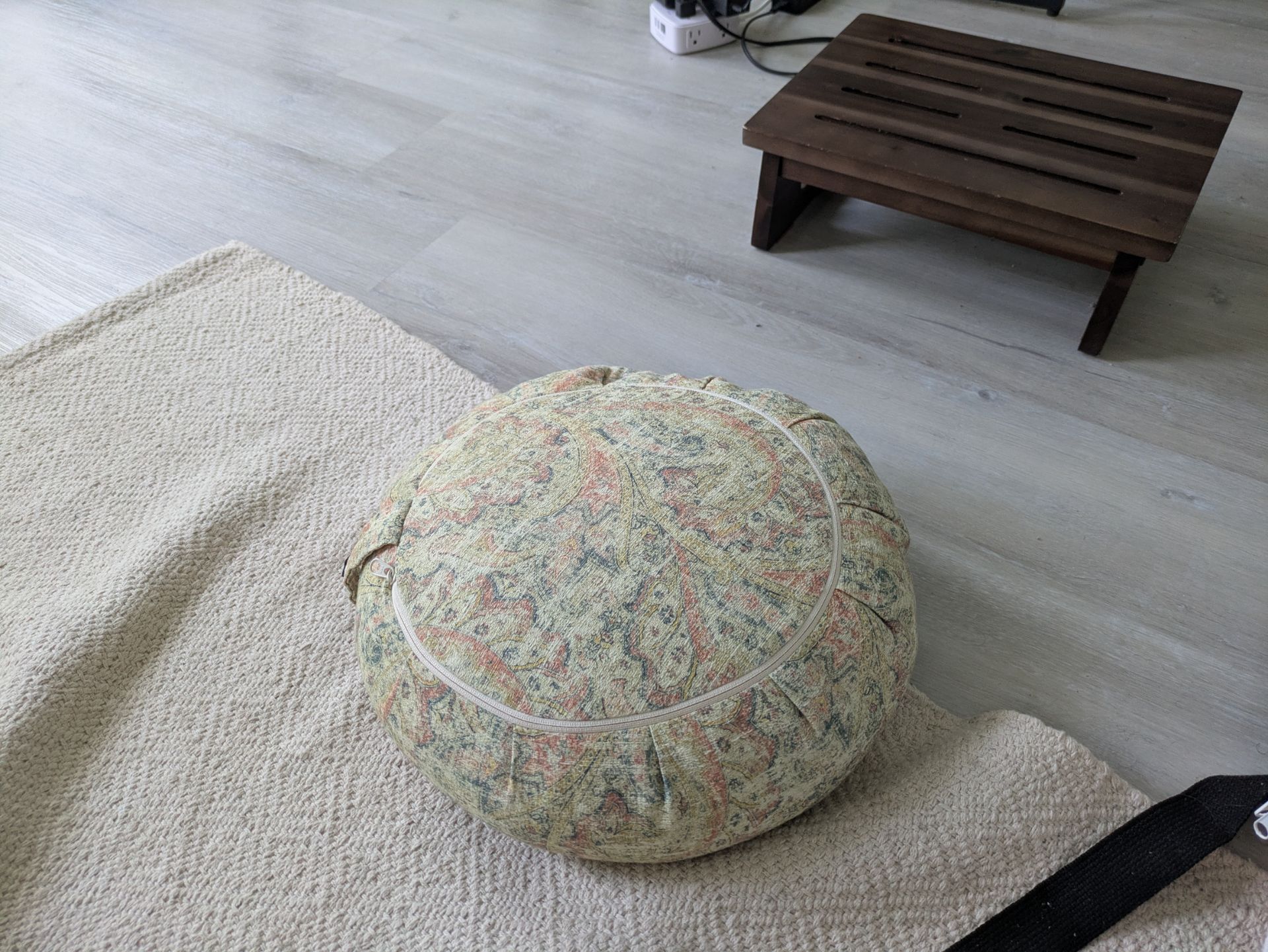 Buckwheat zafu cushion