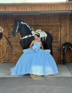 Baby blue quince dress