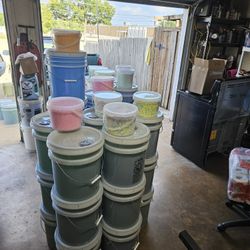 Laundry Detergent And Scent Beads 