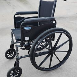 Wheelchair in Excellent Condition! 