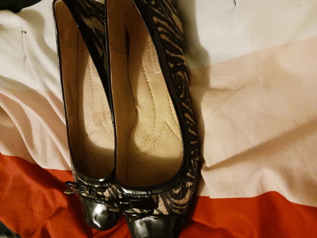 Ladys Dress Shoes Flats Size 7w