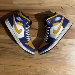 Jordan 1 Laker Color Way