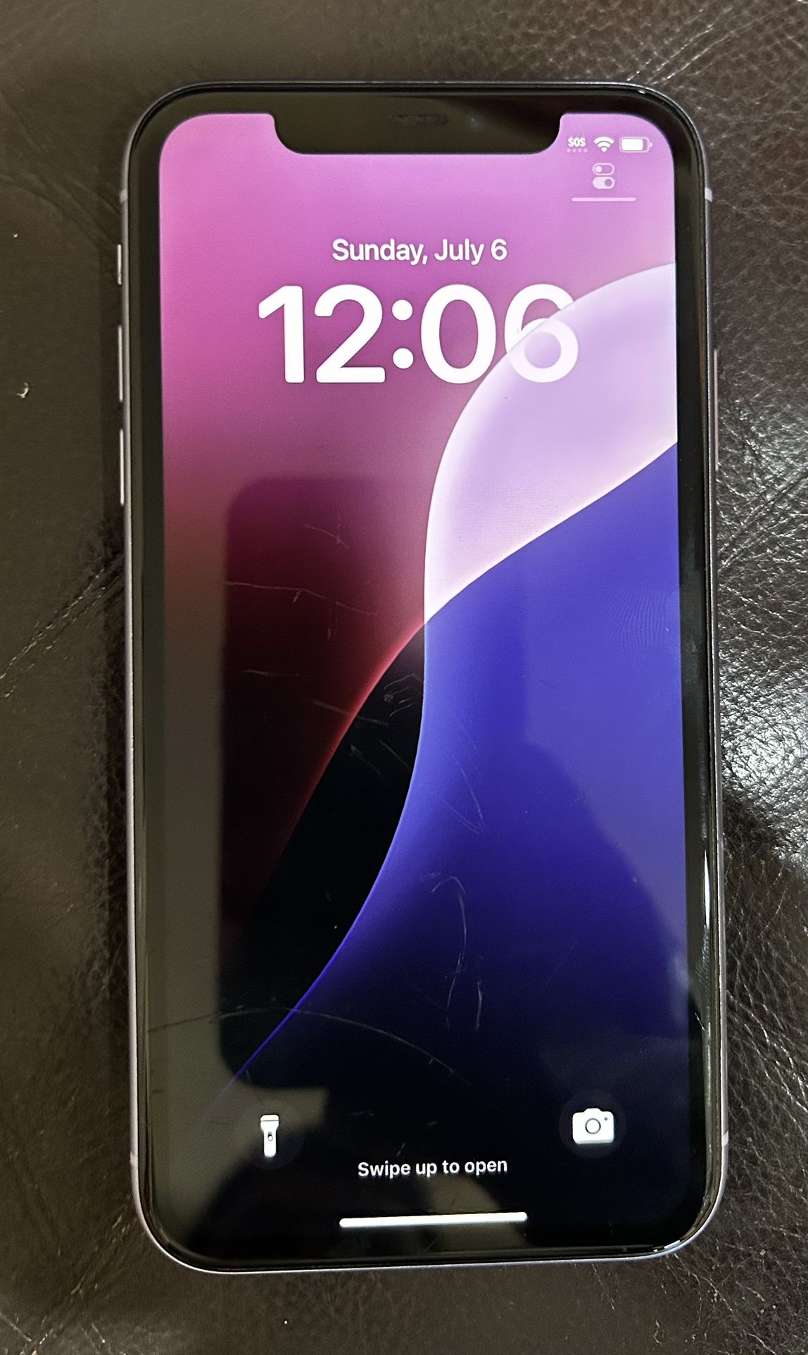 iPhone 11 (64GB) Unlocked