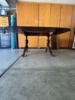 Beautiful vintage table with claw feet