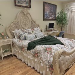 Queen Bed