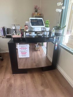 Free Reception Desk