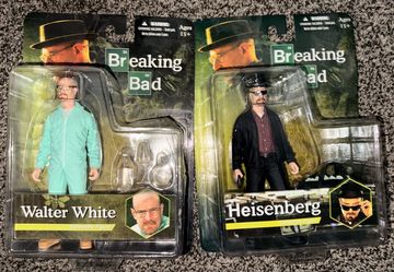 Breaking Bad Walter White & Heisenberg Action Figures