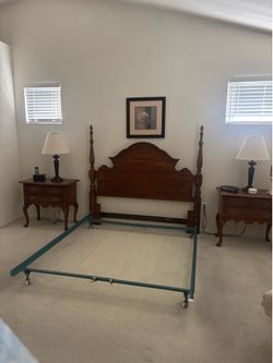 Thomasville  5-piece Bedroom set