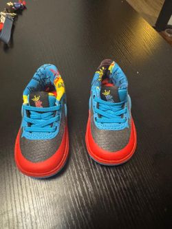 KYRIE 8 GO SE (TD) IRVING SIZE US 5C BRAND NEW DQ8078-012 BLACK/YELLOW/RED/BLUE