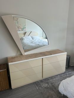 Light up 80s vintage dresser