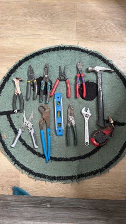 Tool Lot – Klein, Milwaukee, Husky & More