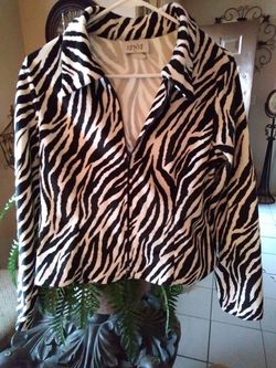 Ladies size large Soft Zebra zip up blazer