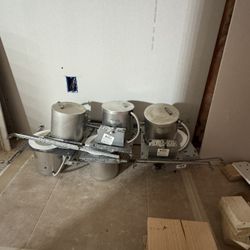 electrical boxes for ceiling lights