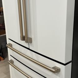 Café Fridge brushed bronze handle kit