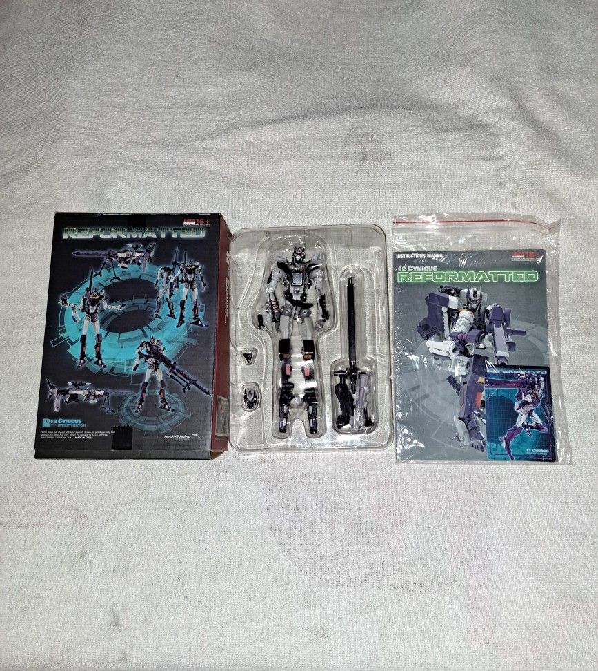 Brand New Reformatted R12 Cynicus Investigator By Mastermind (Is Complete Nothing Missing)