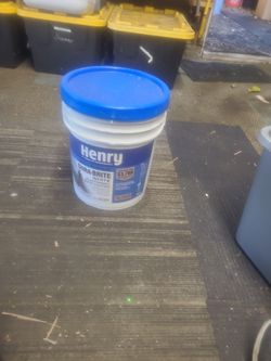 Henry Dura-Brite White Elastomeric Roof Coating