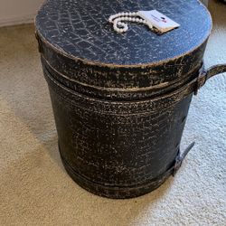 victorian Wooden Beautiful Barrel Trunk, Antique Collectible, Black Belt Collection Round Vintage Unique Storage