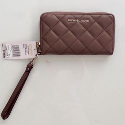 NEW WITH TAG MICHAEL KORS WALLET
