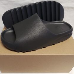 Adidas Yeezy Slide Onyx (2022/2023) Mens Sizes 6 and 10  HQ6448 New in Box