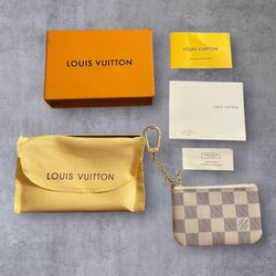 Woman’s Wallet/Cardholder