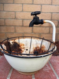 Vintage Basin Garden Planter