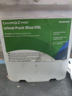 EnviroZyme Urinal Puck Blue DSL (Item #RSS603RP1)