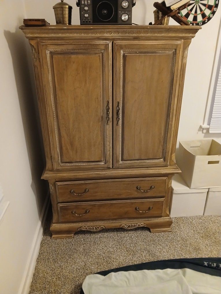 Pure Wood Armour In Great Condition