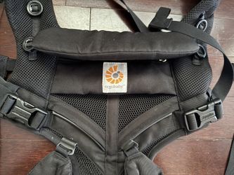 Ergobaby Omni Classic