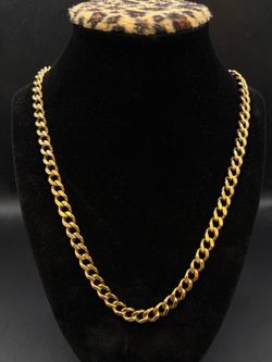 Gold Cuban Link Chain Necklace