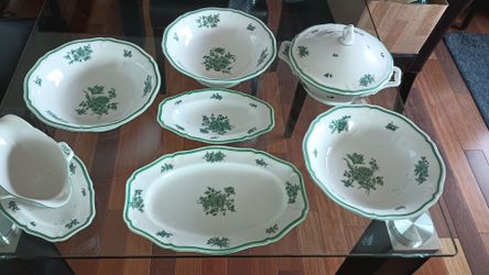 Serving dishes
