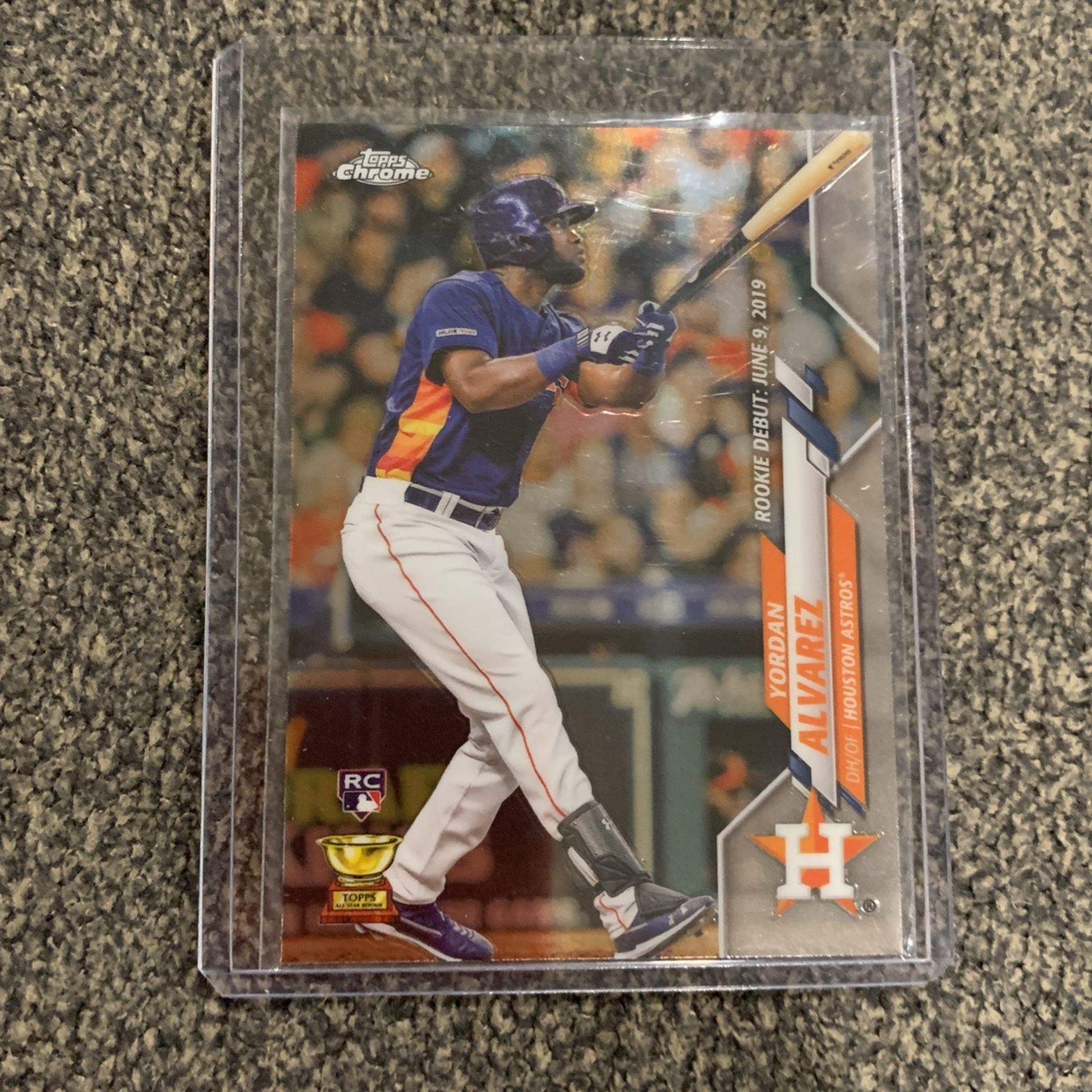 Yordan Alvarez Rookie Card Chrome Houston Astros