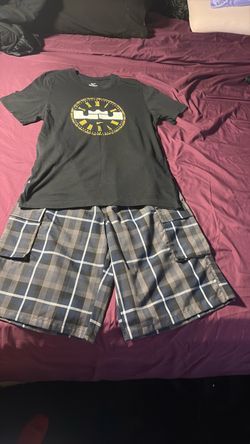 Large LeBron shirts, authentic yago medium short