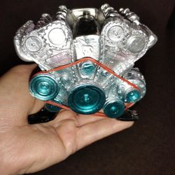 V8 Engine Display Great Condition Very Clean Perfect For Car Collectors 