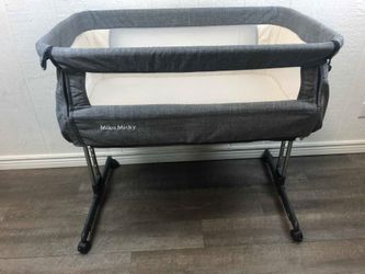 Mika Micky Baby Bassinet