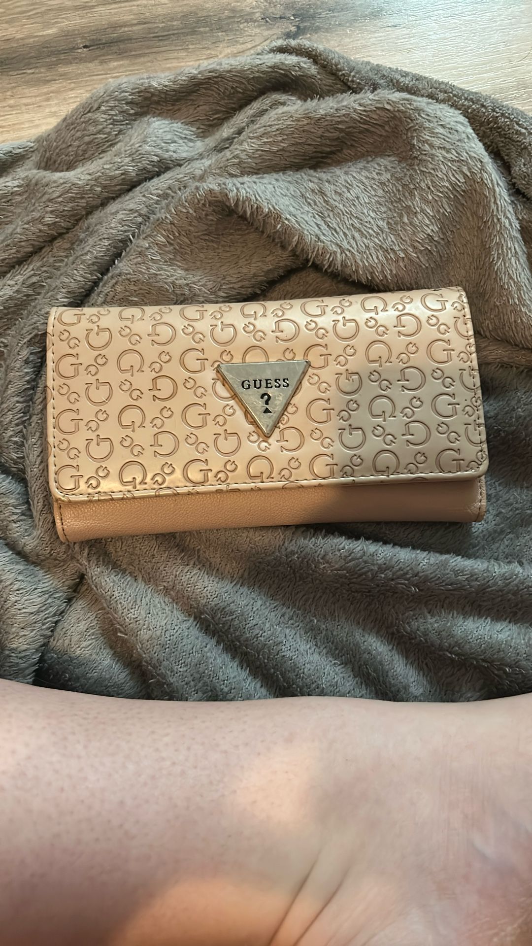 Guess Wallet