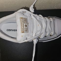 Converse White Shoes Size 2 