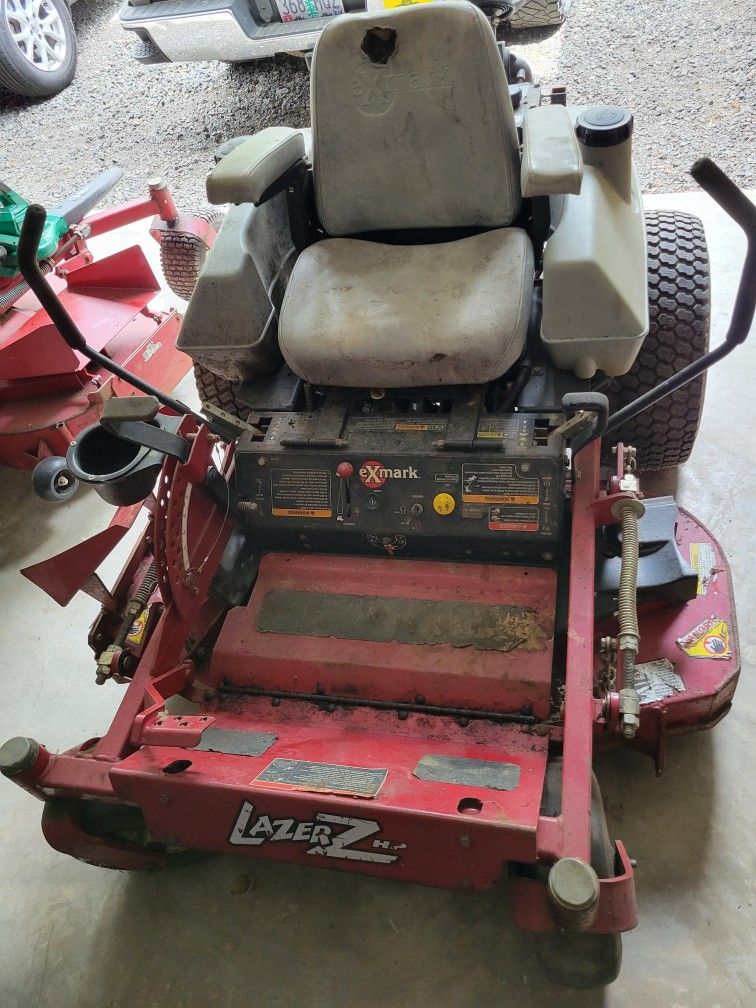 ExMark Lazer Z HP