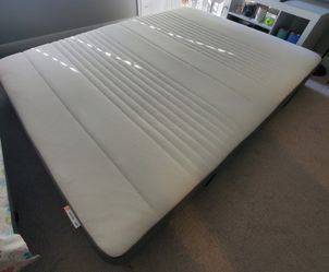 HAUGSVAR Hybrid Mattress Queen Size with Bed Frame