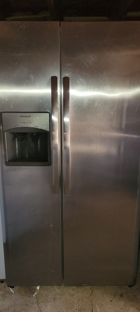 Stainless Frigidaire Side X Side