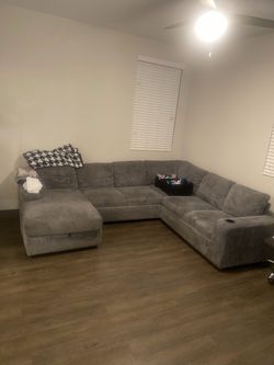 Sectional sofa must sell asap $100 OBO