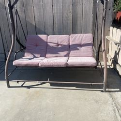 Outdoor Swing 
