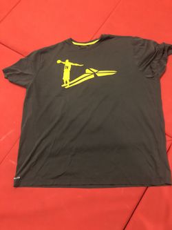 Kobe Nike t shirt dri fit used size xxxl