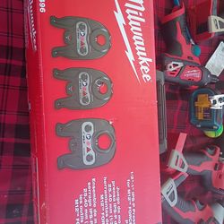 Milwaukee press tool jaws 1" 1/2 "3/4"