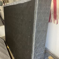 Box Spring 