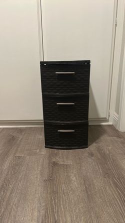 Plastic Storage with Drawers