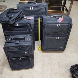 Suitcases (5), Atlantic Soft Sided w/Rollers, Handles And Piggie Back Clips