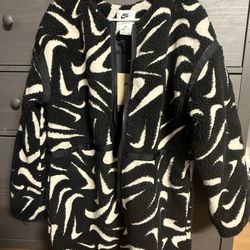 Nike sportswear Jacket NWT