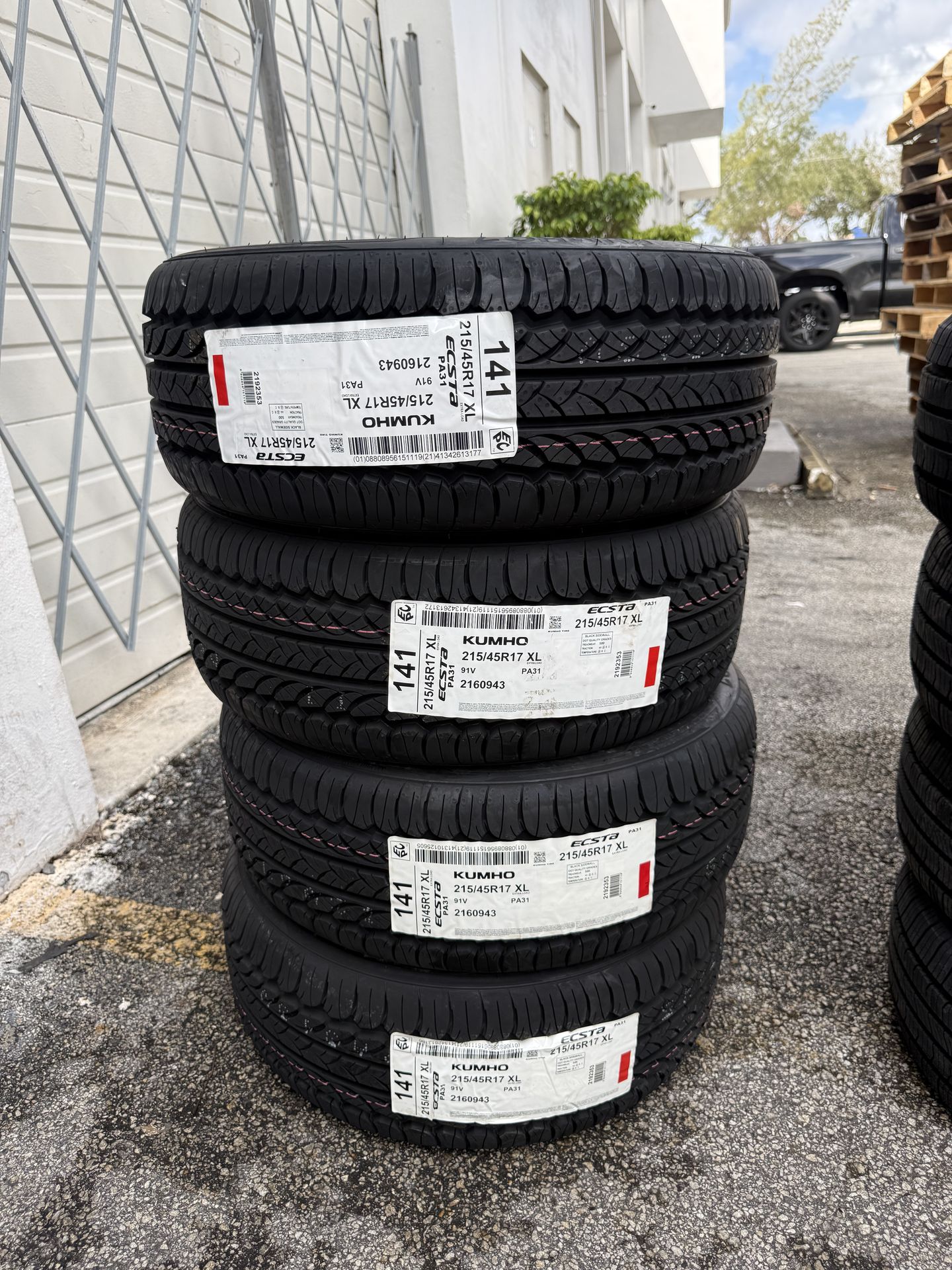 New tires 215/45 R17 Davie F